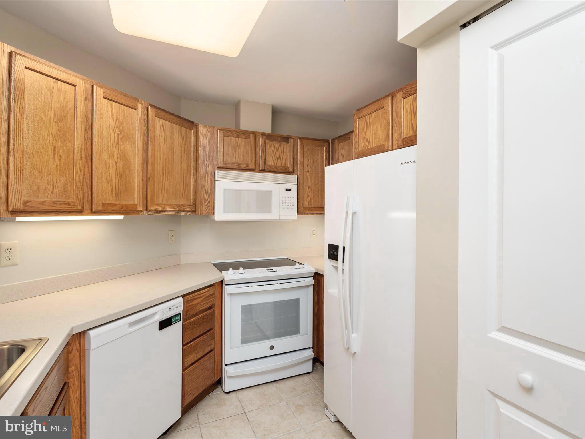 BAYWOODS OF ANNAPOLIS - Residential