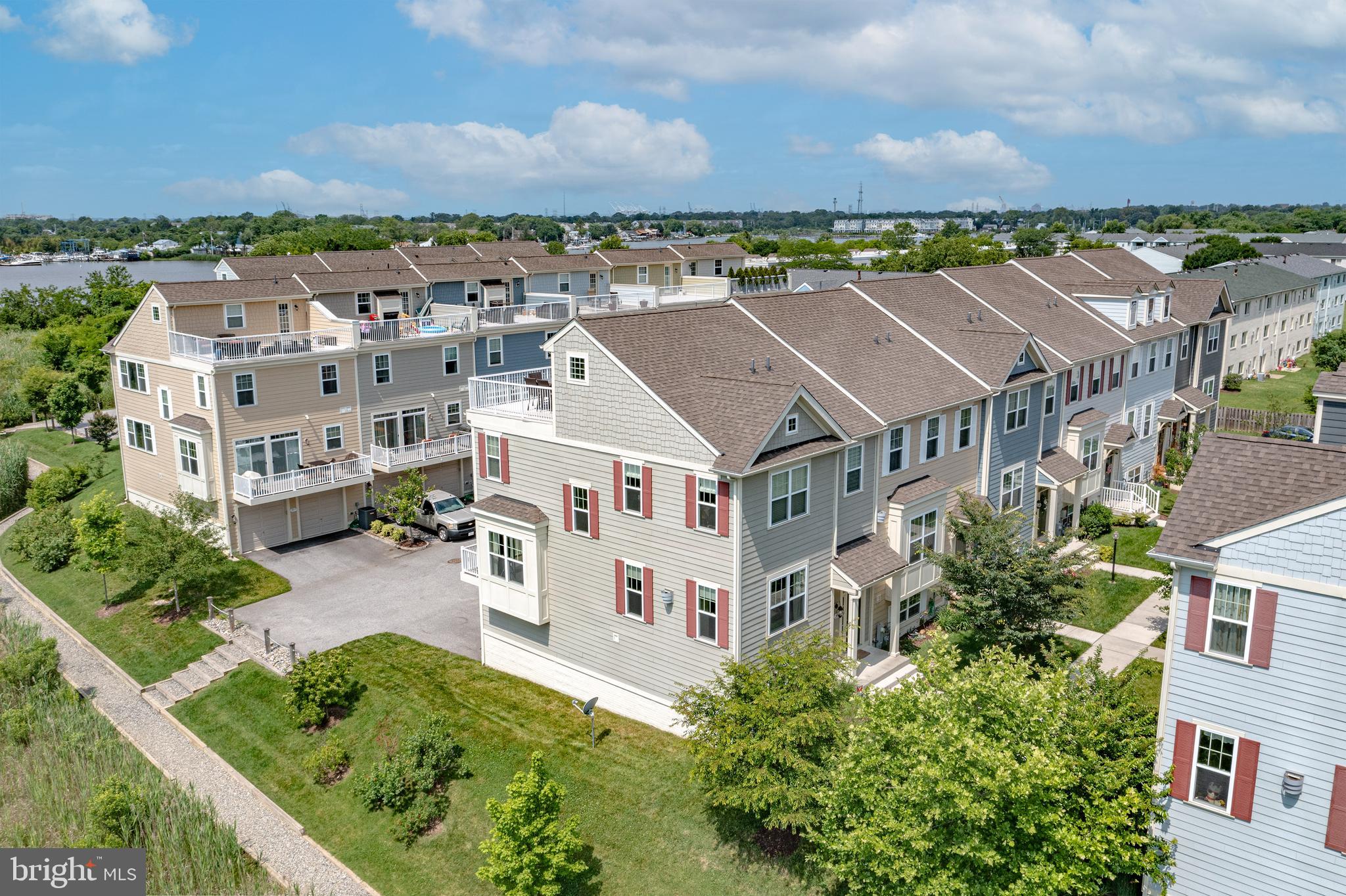 BEAR CREEK - Residential