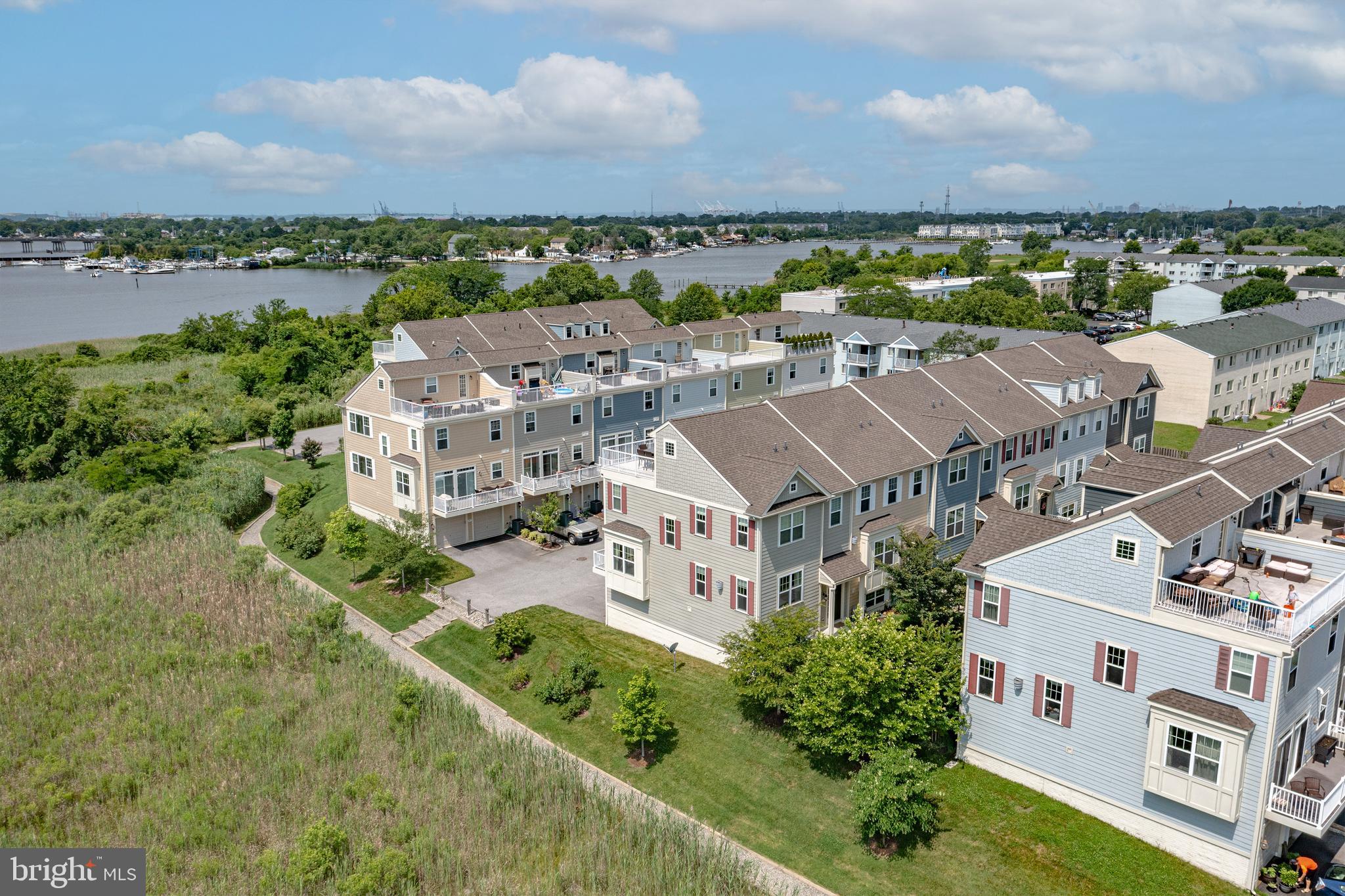 BEAR CREEK - Residential