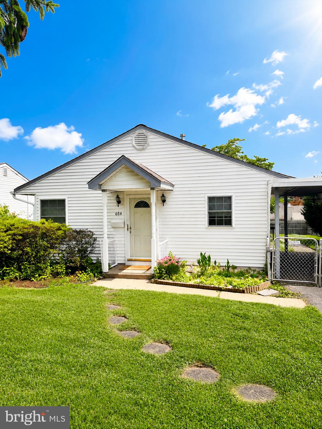 Photo 1 of 10 — 604 TRENTON ROAD, FAIRLESS HILLS, PA 19030