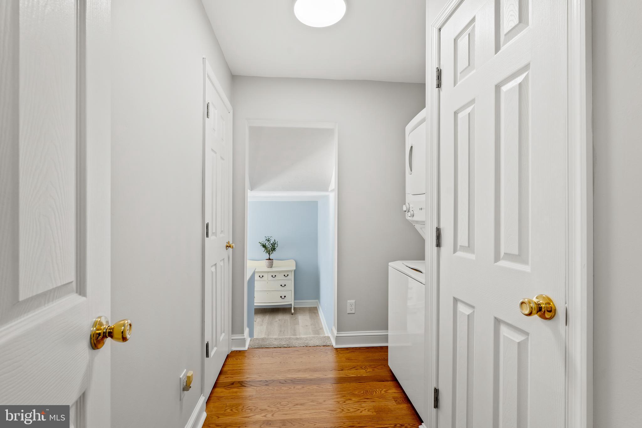 CRYSTAL BEACH MANOR - Residential