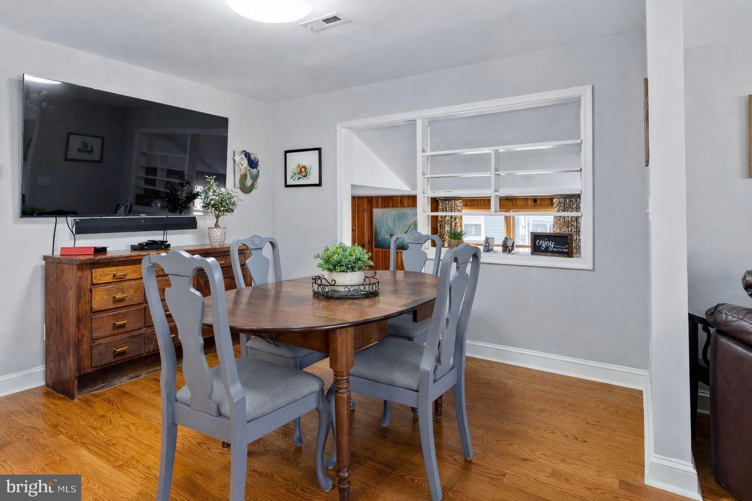 CRYSTAL BEACH MANOR - Residential