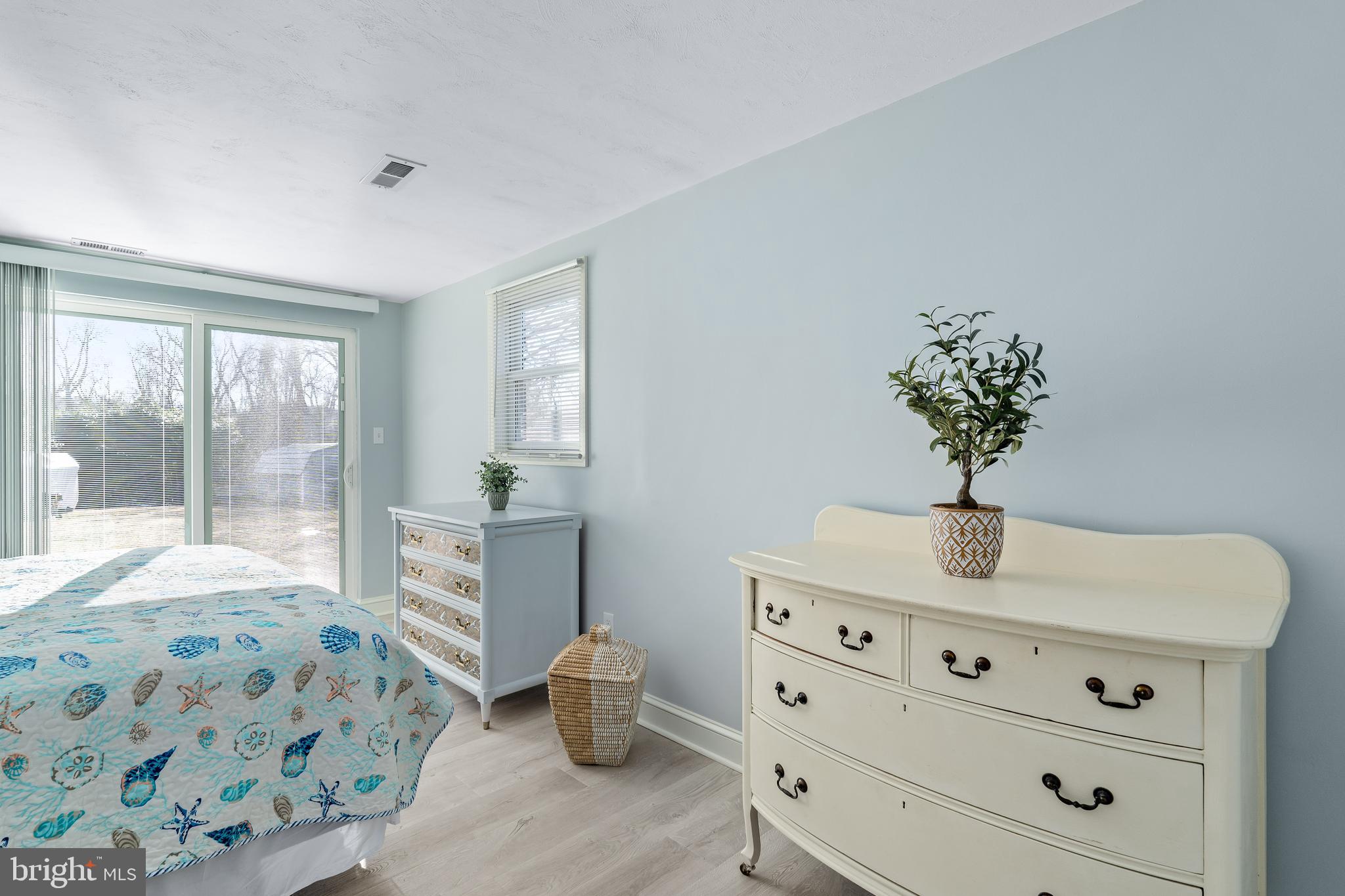 CRYSTAL BEACH MANOR - Residential