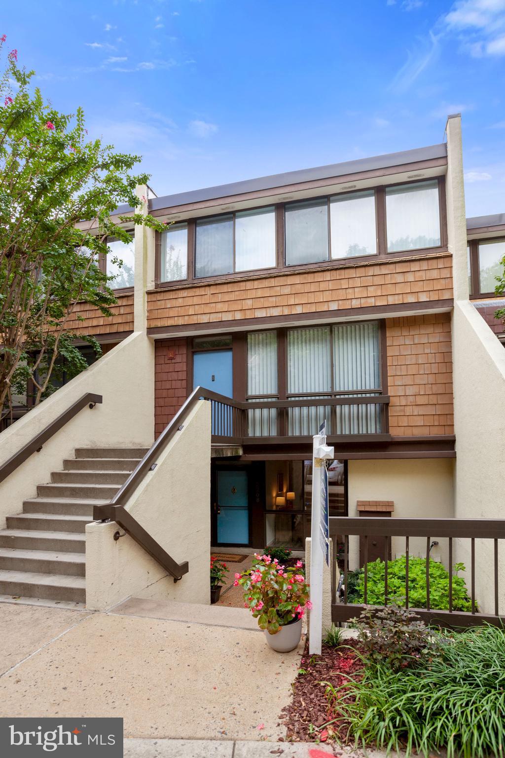 CONCORD MEWS - Residential