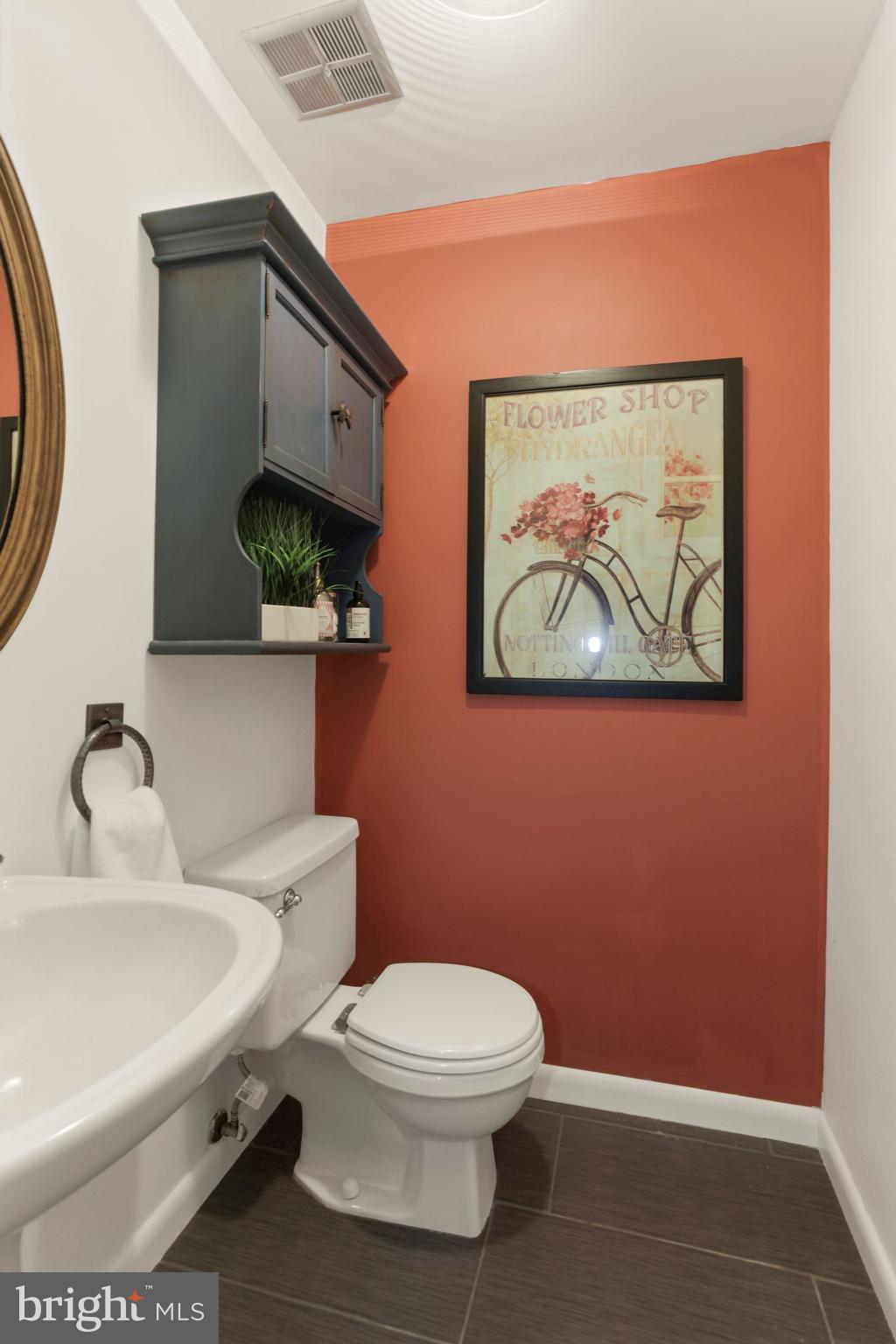 CONCORD MEWS - Residential