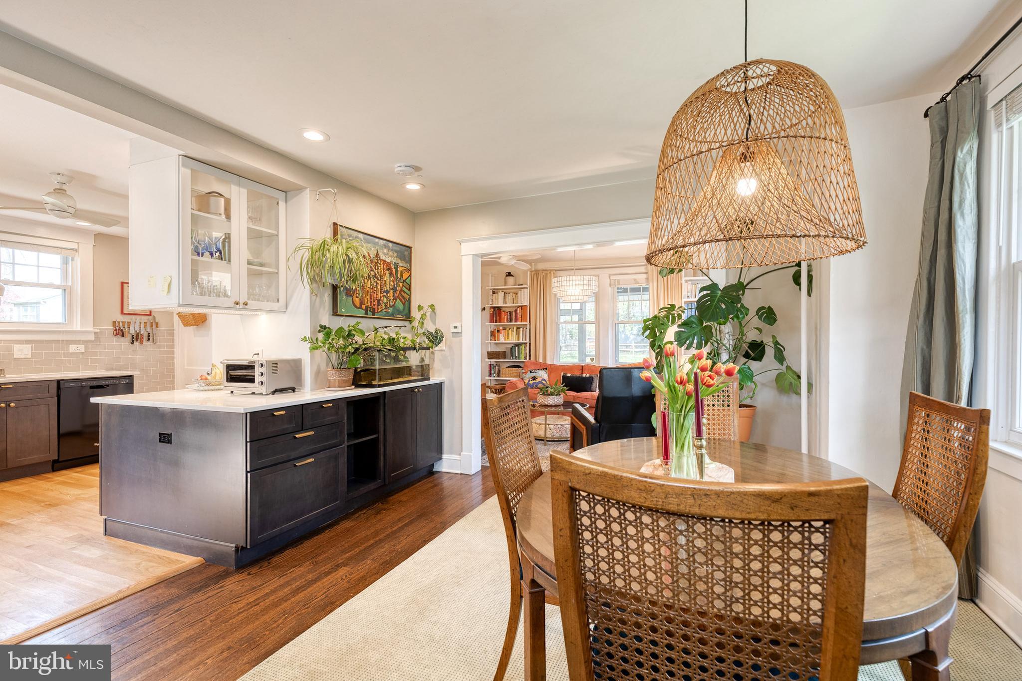 LAKE WALKER - Residential