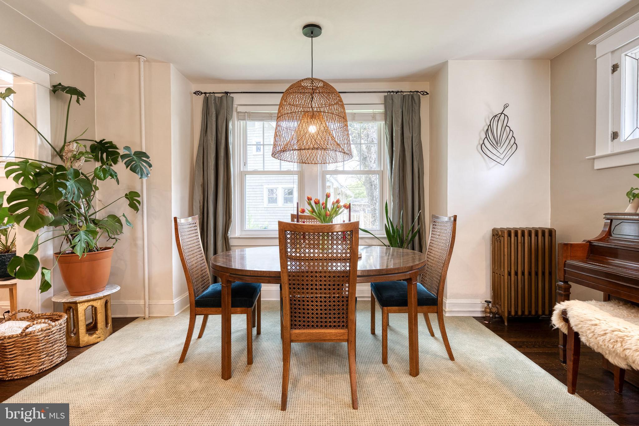 LAKE WALKER - Residential