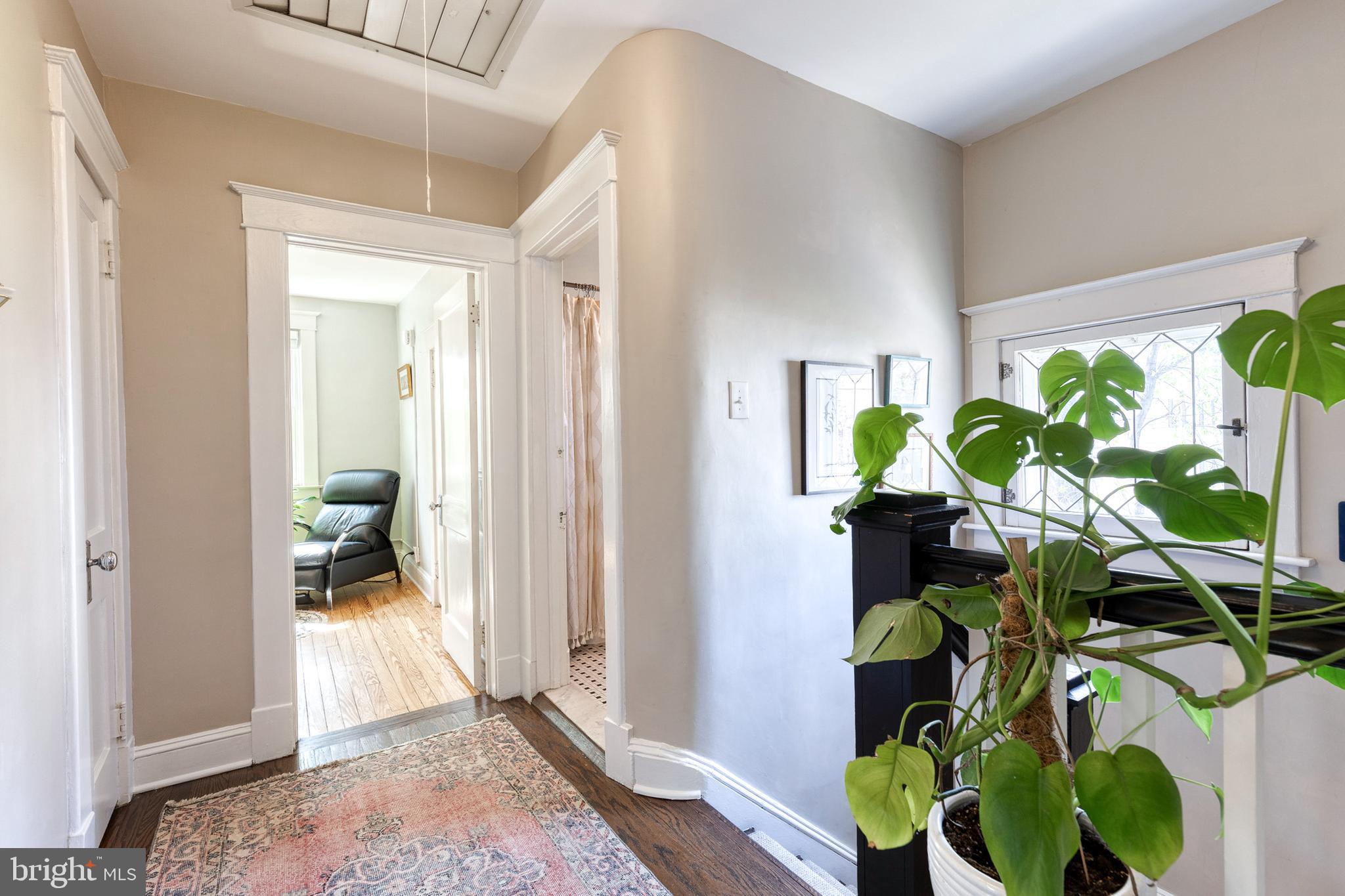 LAKE WALKER - Residential