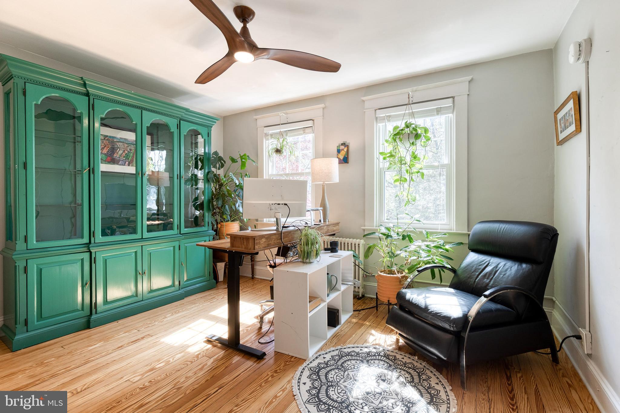 LAKE WALKER - Residential