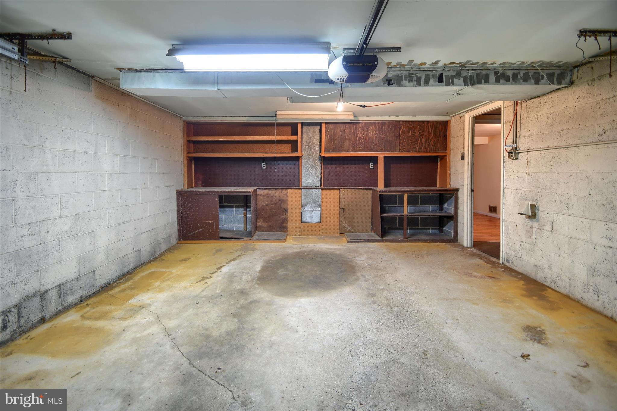 COLLEGE PARK - Residential