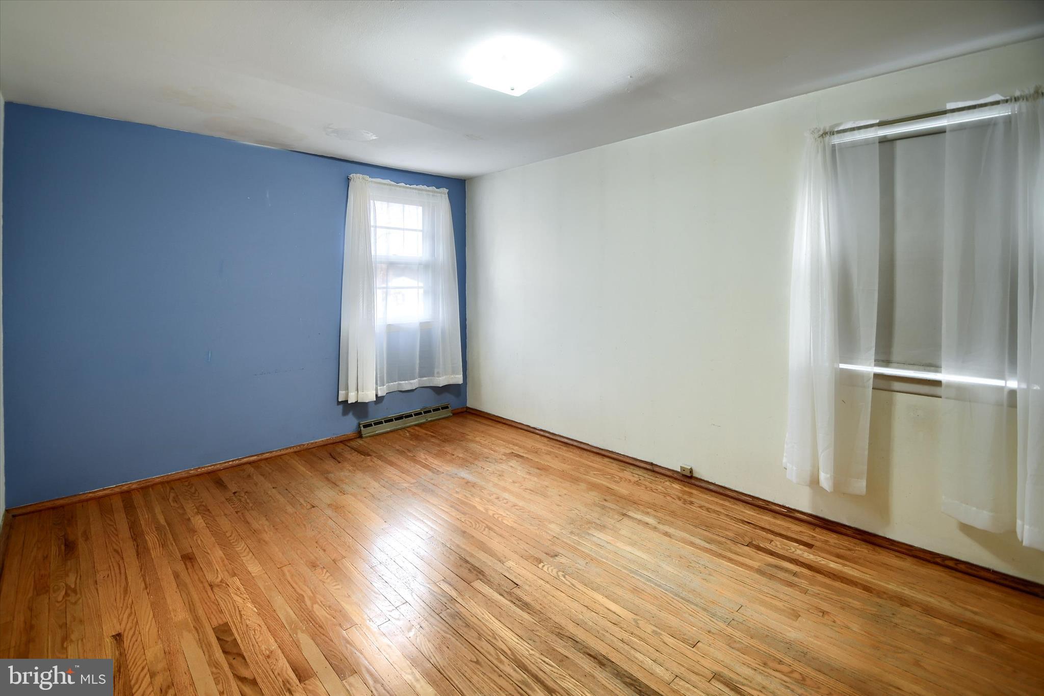 COLLEGE PARK - Residential