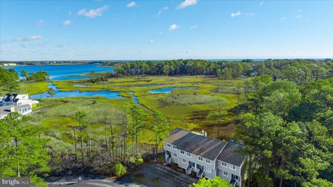 Condo For Sale - 826 Beach Haven Drive #B<br/> BETHANY BEACH, DE 19930