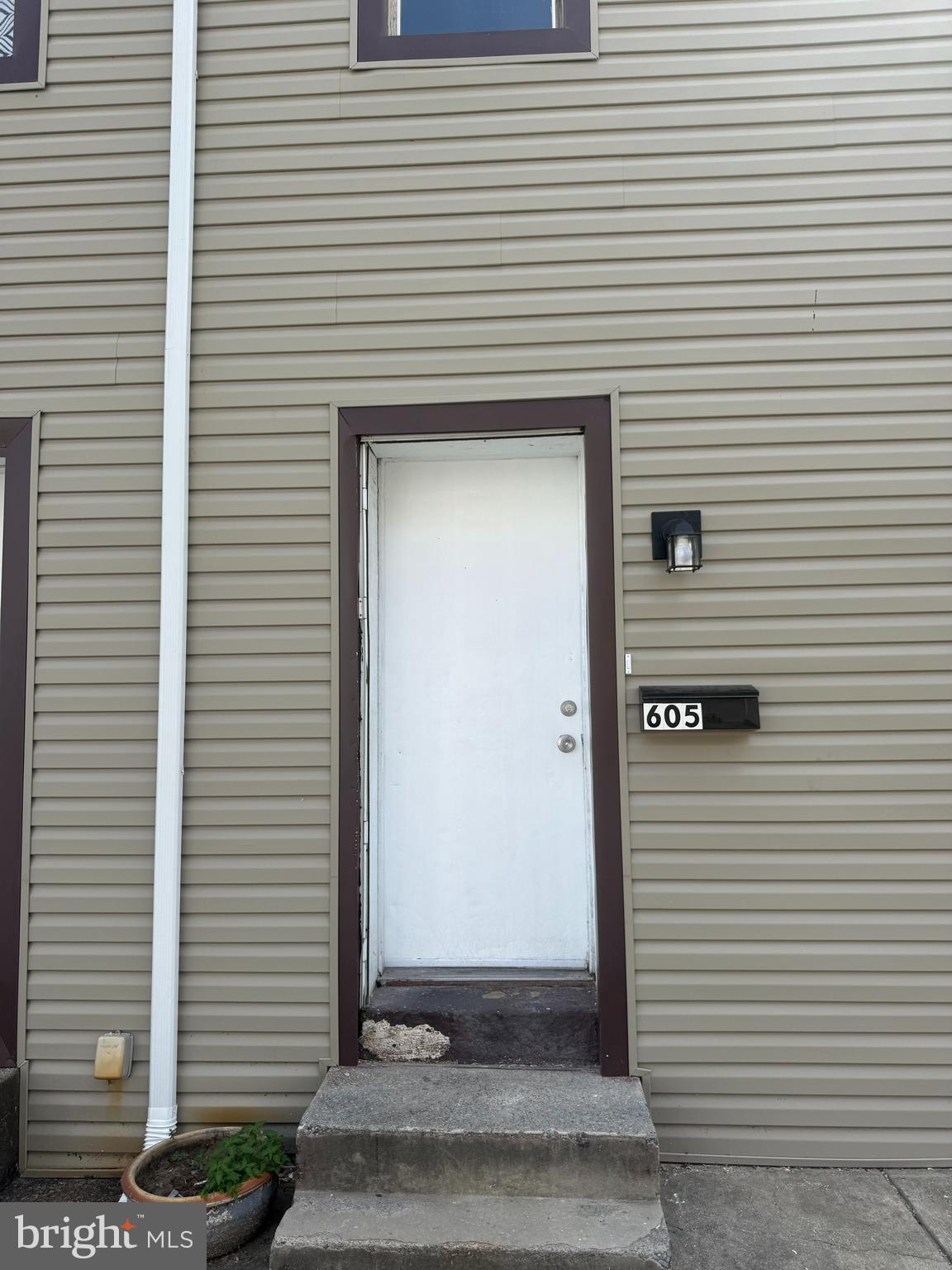 MIDTOWN HARRISBURG - Residential Lease