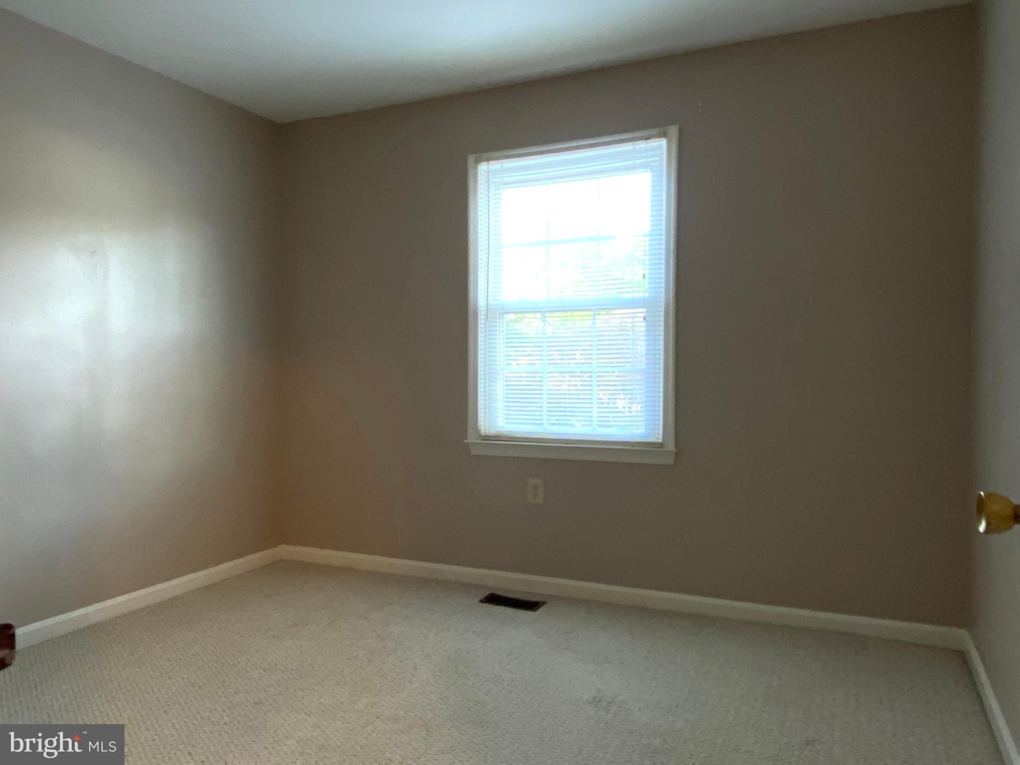 AFTON GLEN - Residential Lease