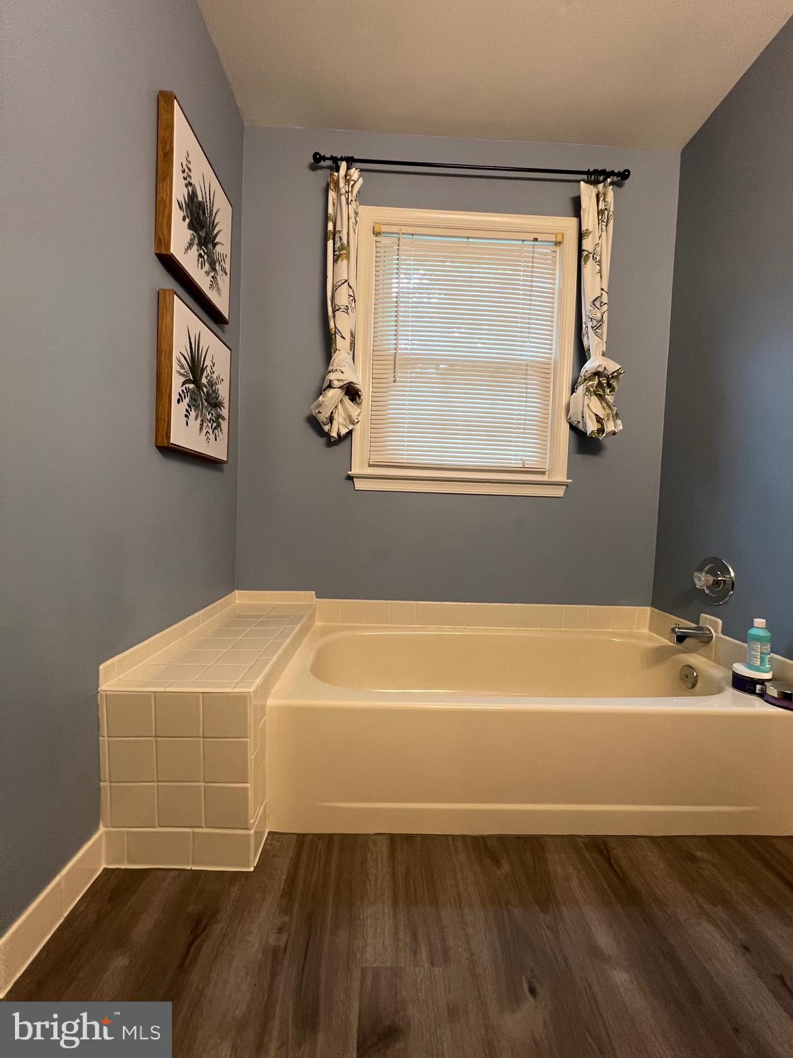 AFTON GLEN - Residential Lease