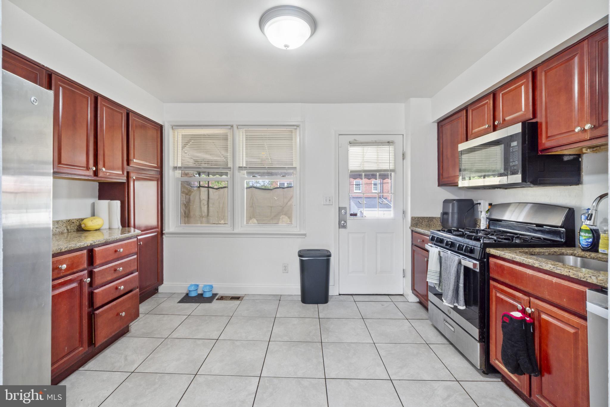 EASTWOOD - Residential