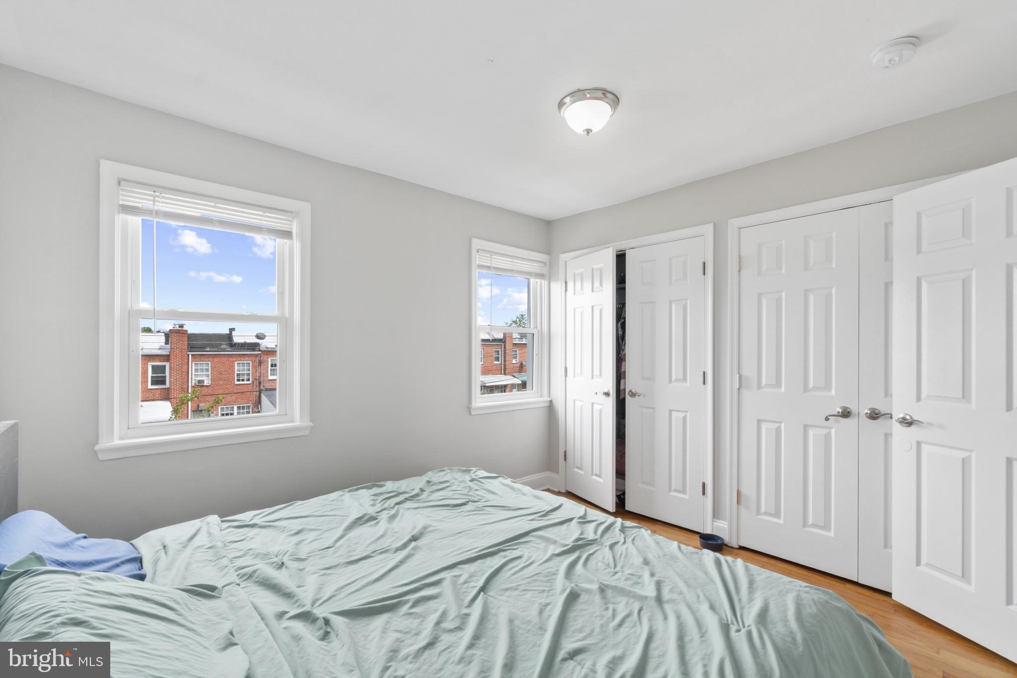 EASTWOOD - Residential
