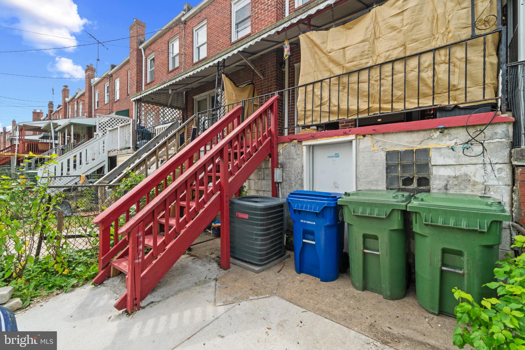 EASTWOOD - Residential