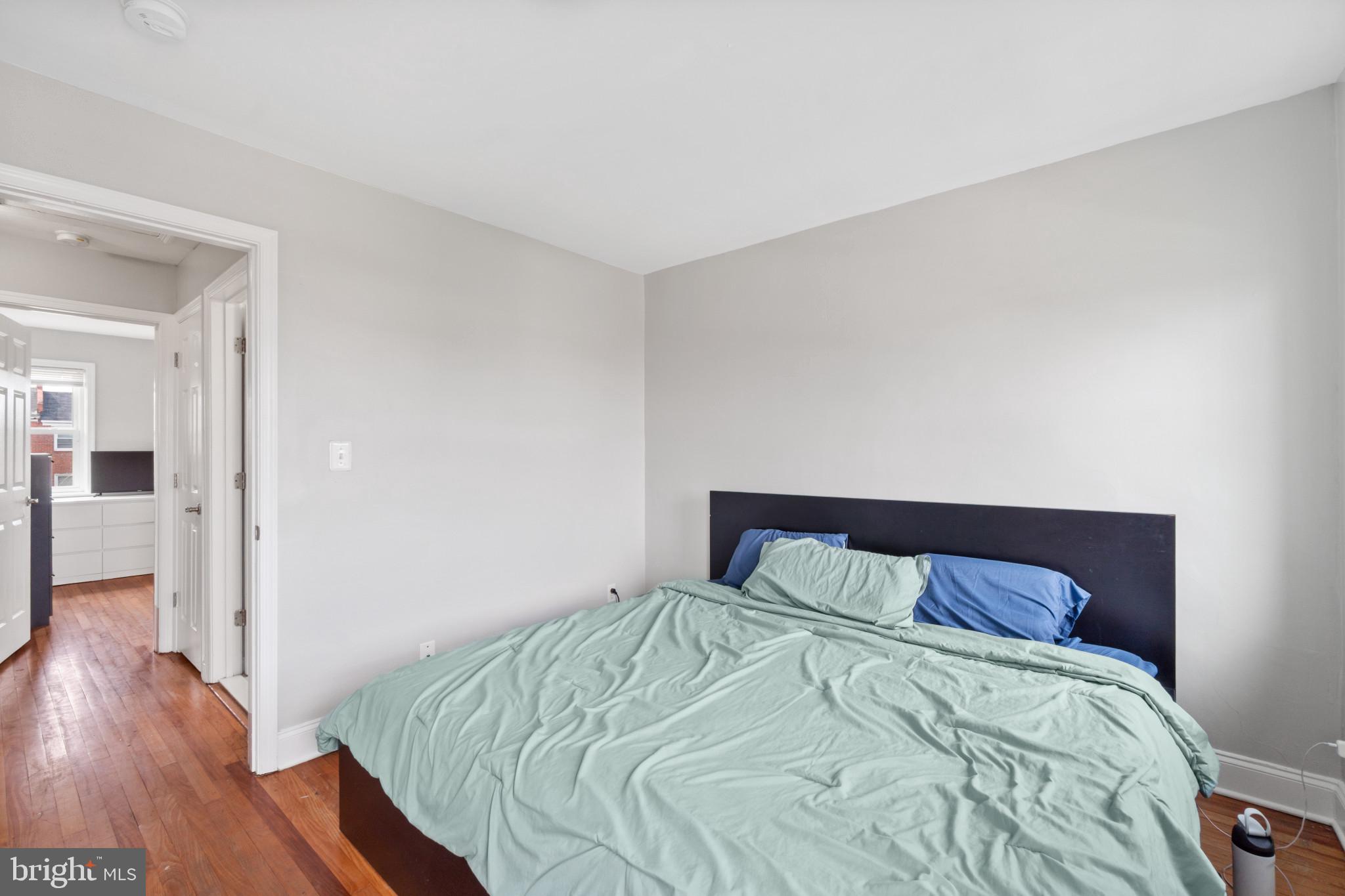 EASTWOOD - Residential