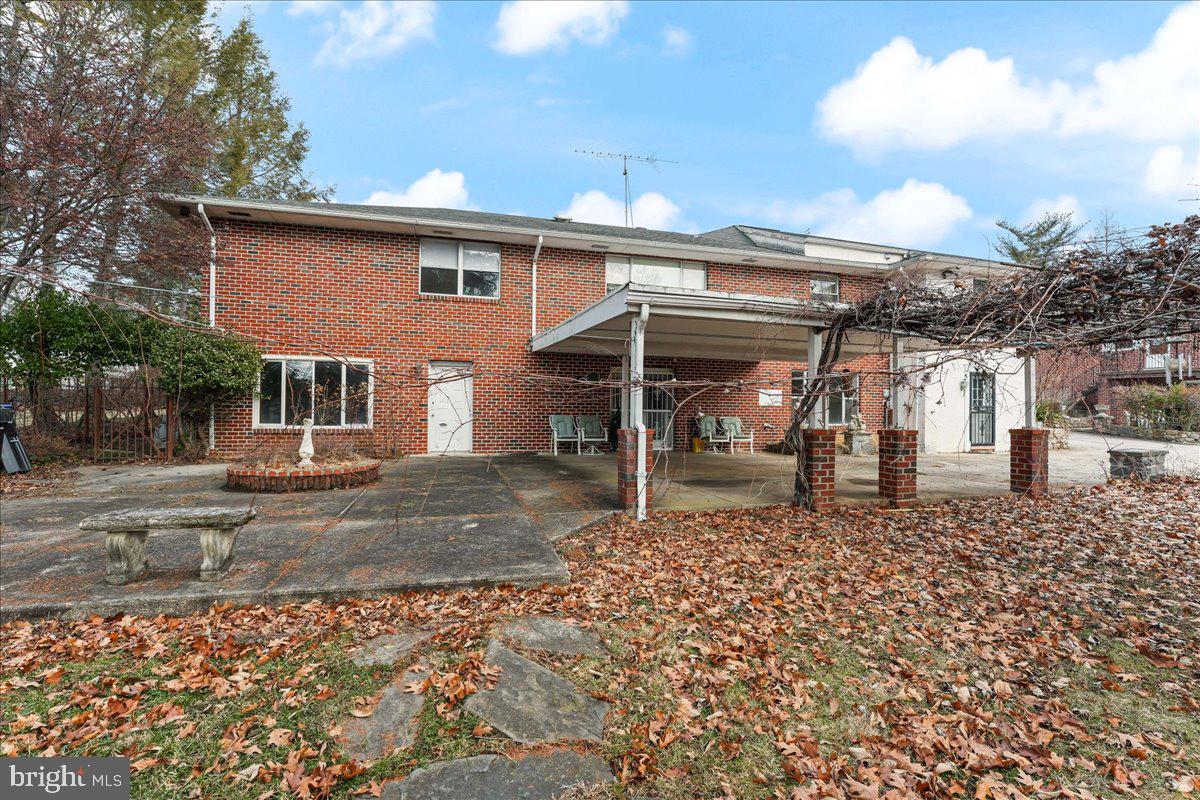 CURRAN TERRACE - Residential