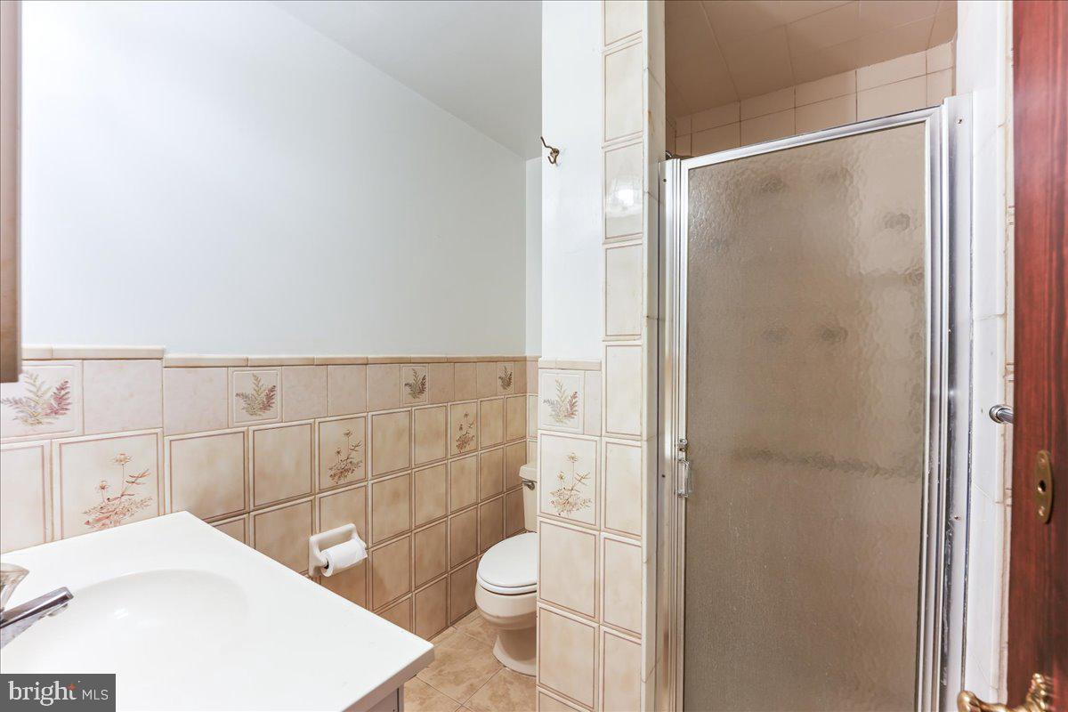 CURRAN TERRACE - Residential