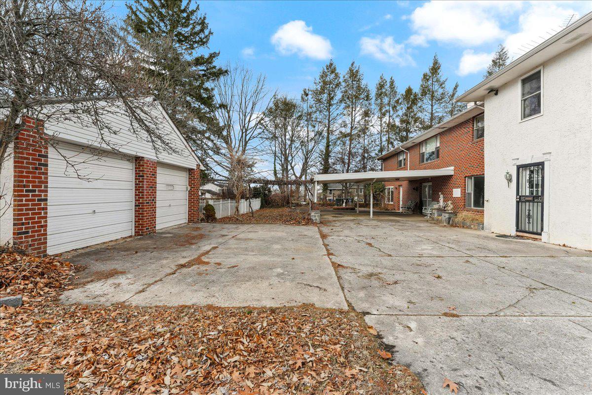 CURRAN TERRACE - Residential