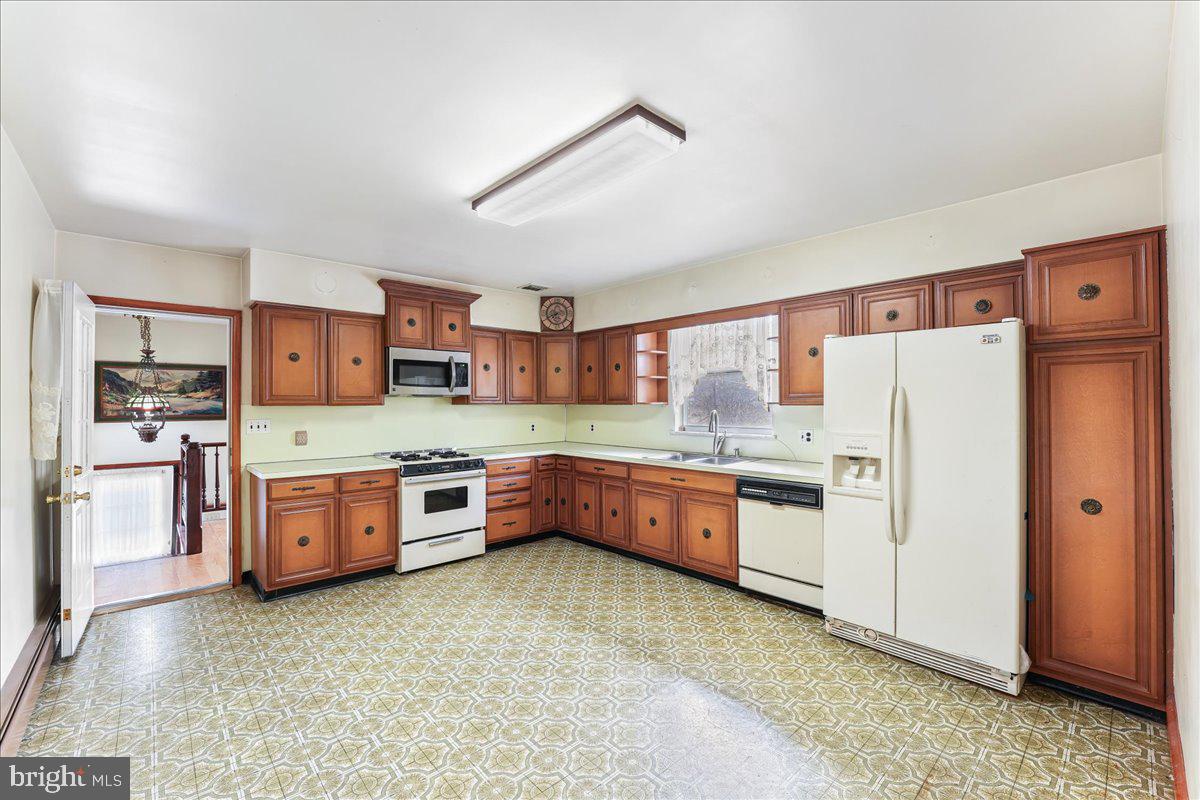 CURRAN TERRACE - Residential