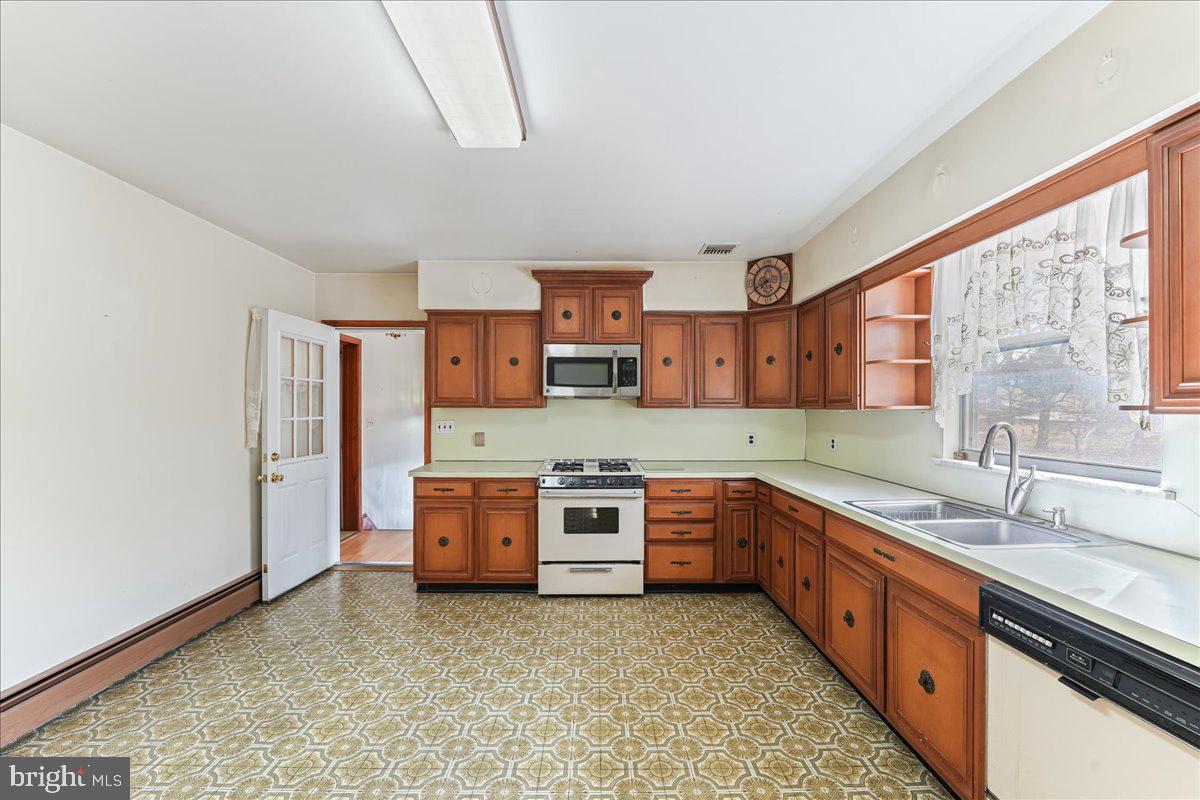 CURRAN TERRACE - Residential