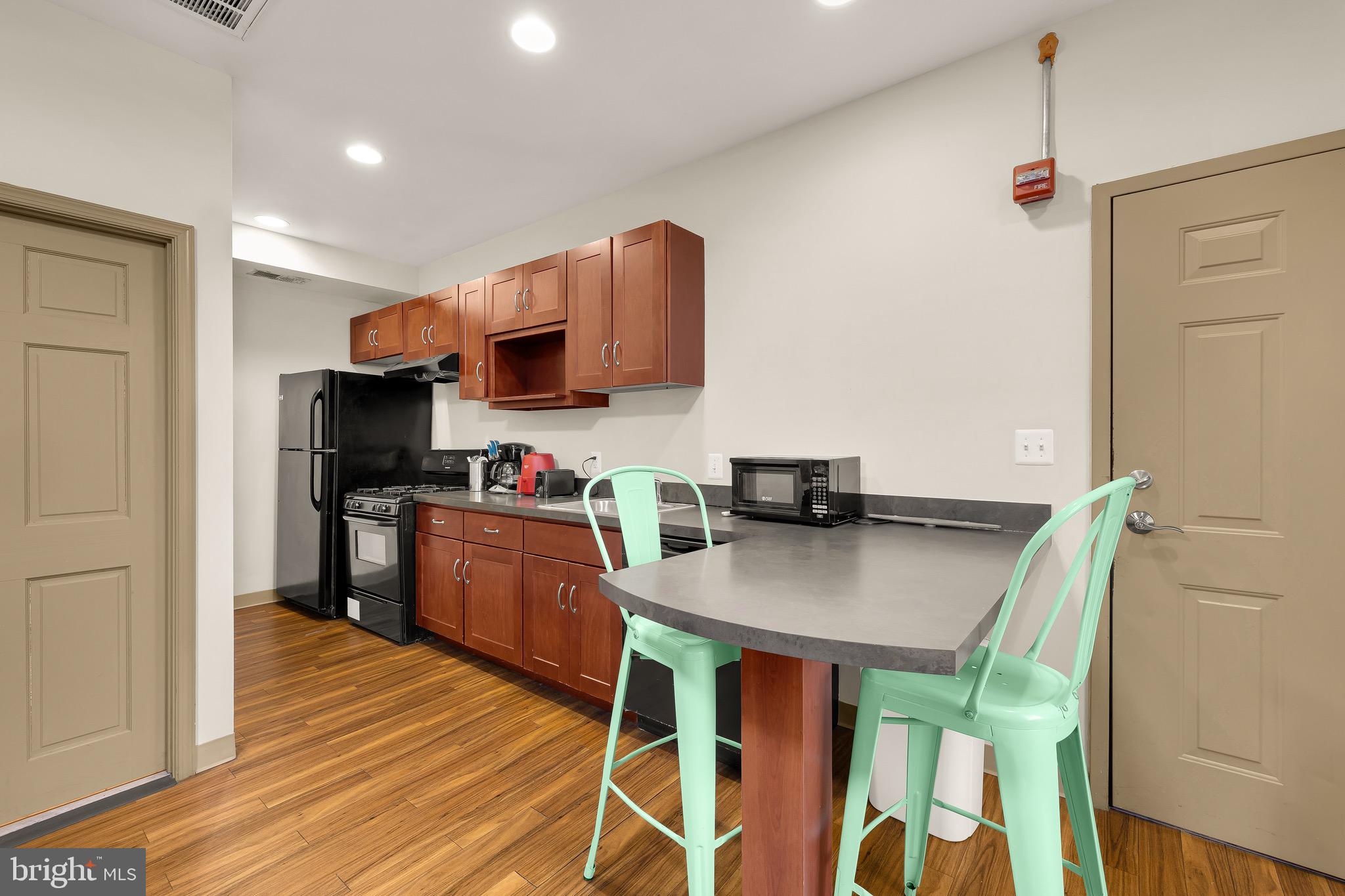 CAPITOL HILL - Residential