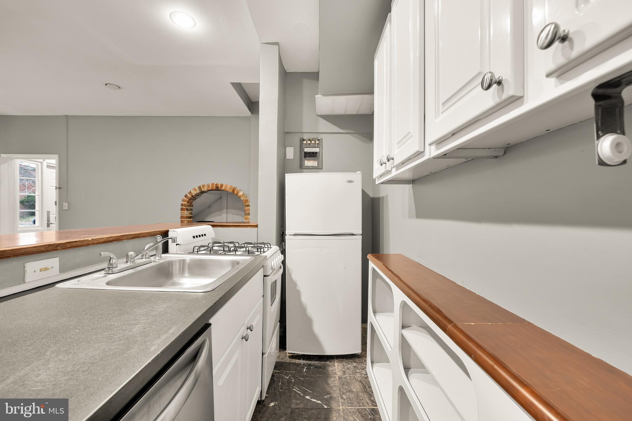 CAPITOL HILL - Residential