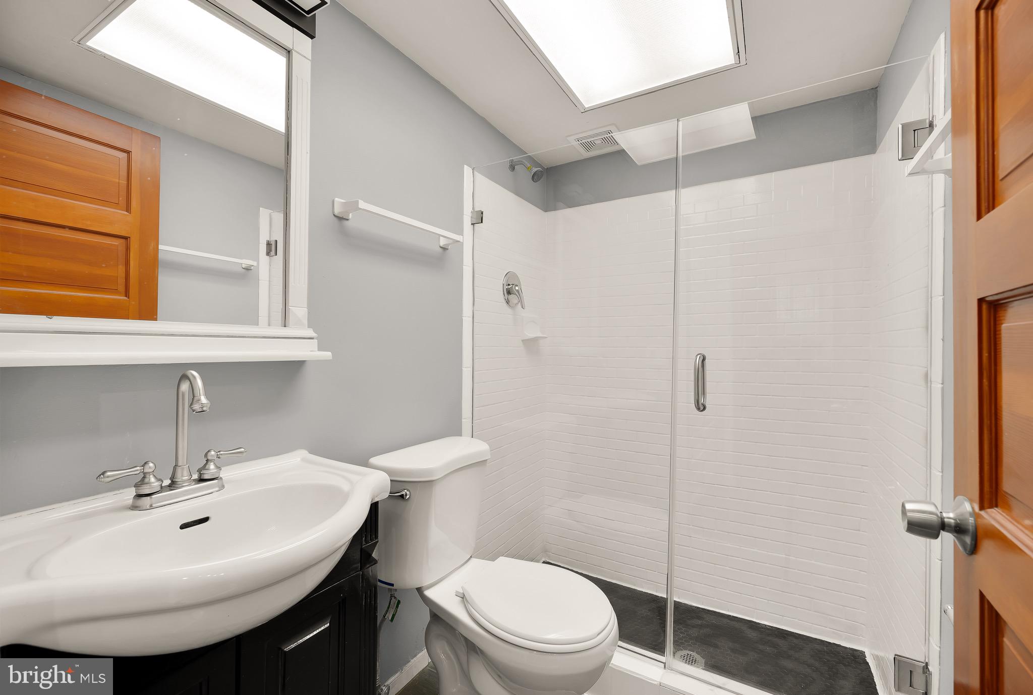 CAPITOL HILL - Residential