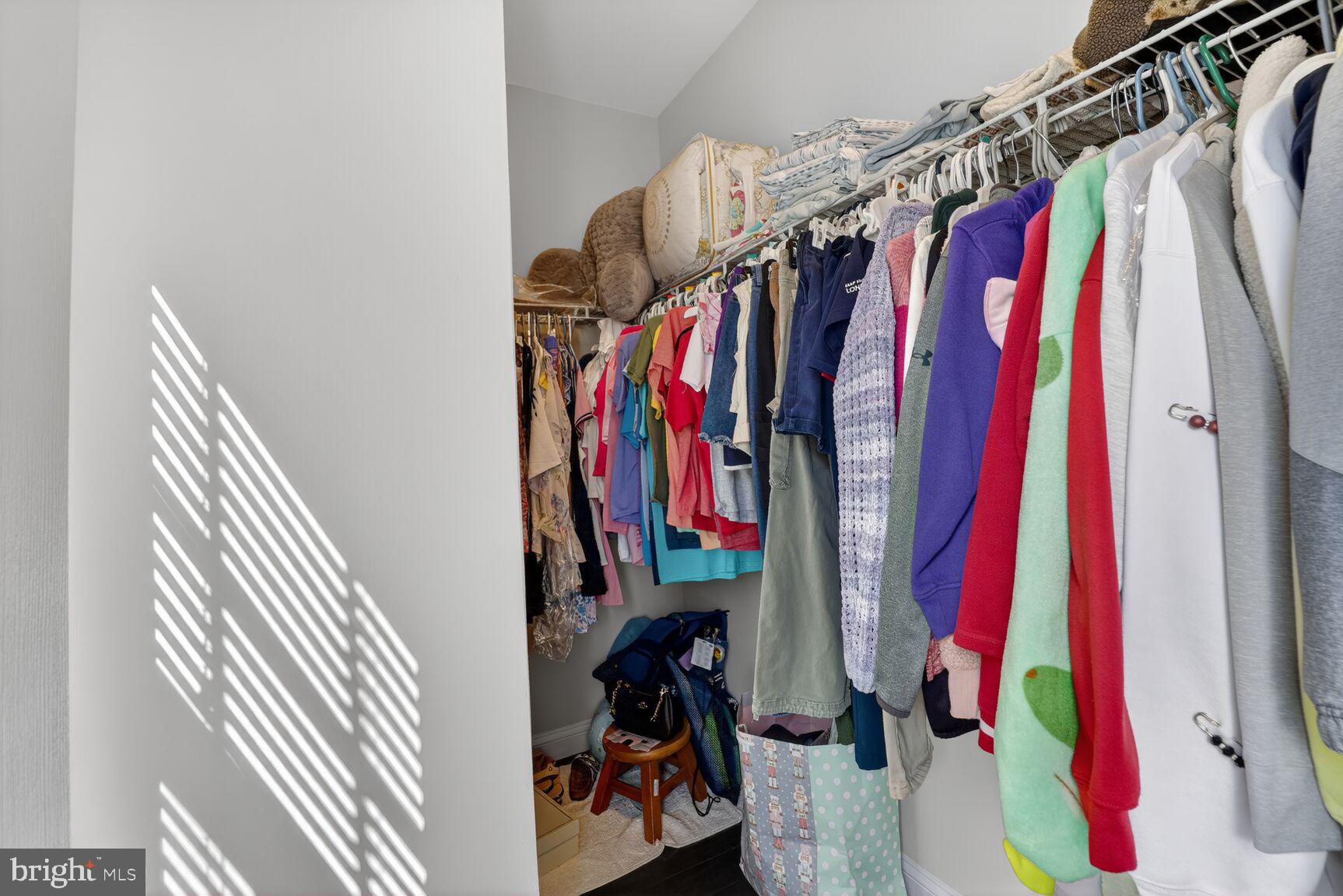 POTOMAC OVERLOOK CONDO - Residential