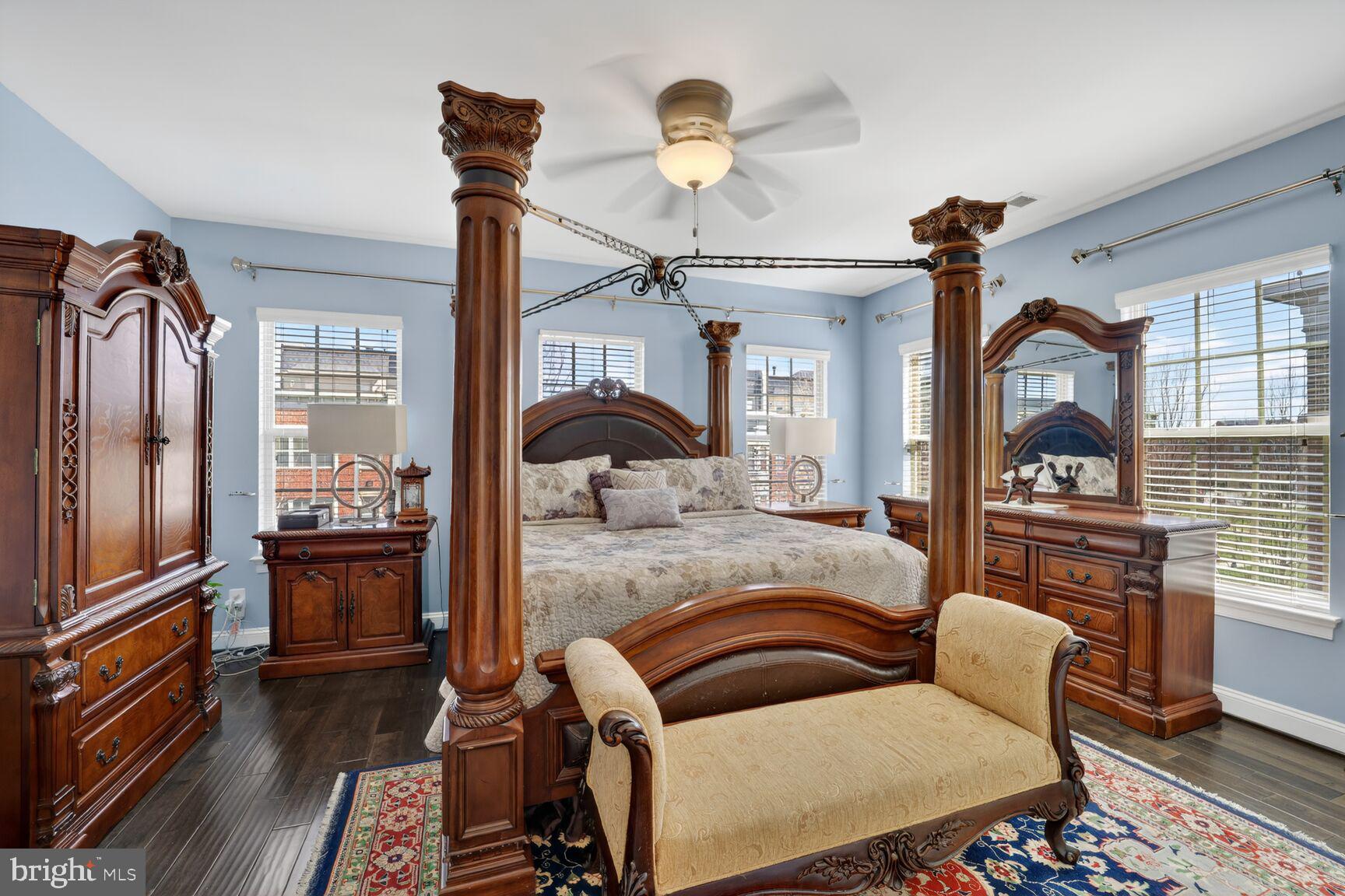 POTOMAC OVERLOOK CONDO - Residential