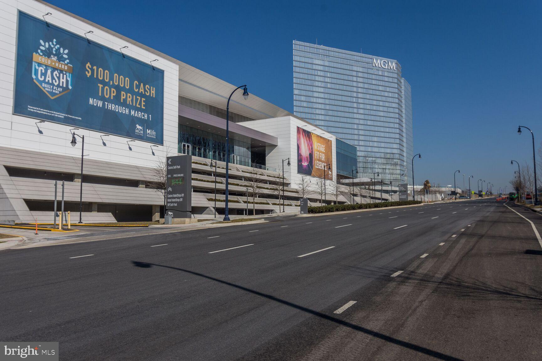 POTOMAC OVERLOOK CONDO - Residential