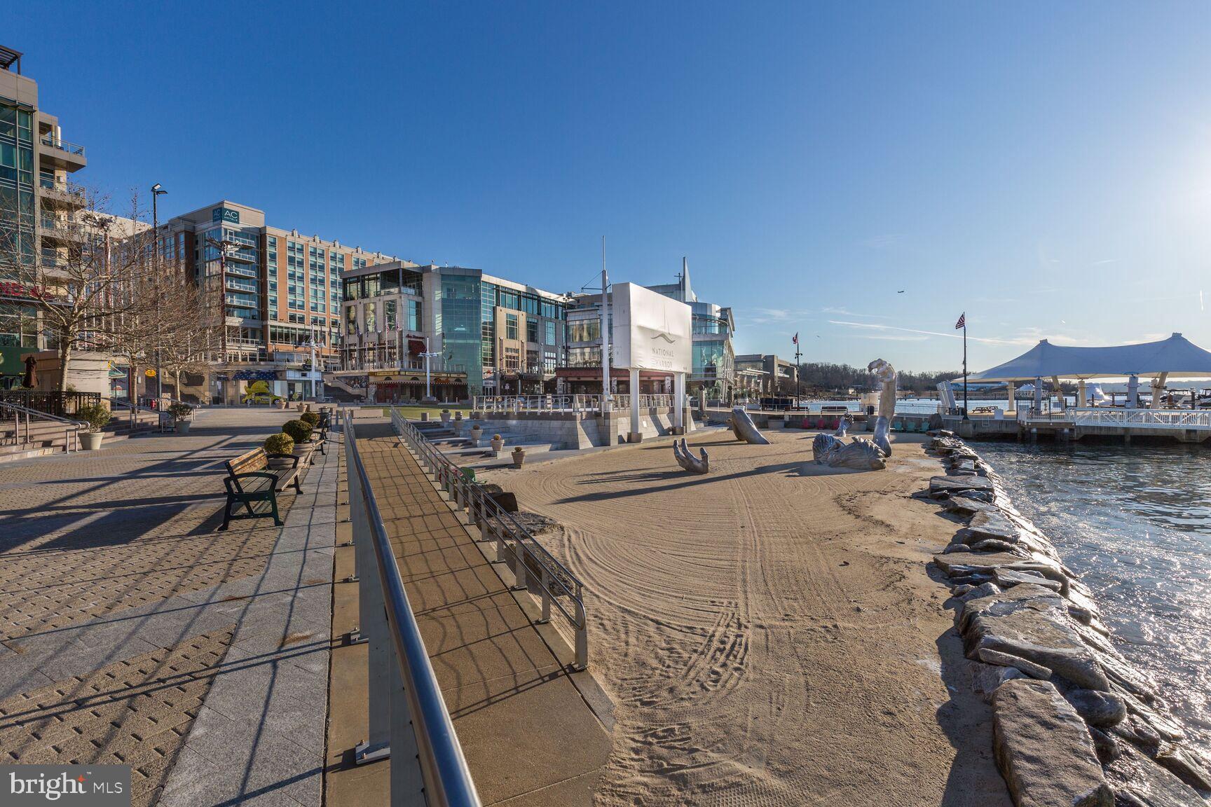 POTOMAC OVERLOOK CONDO - Residential