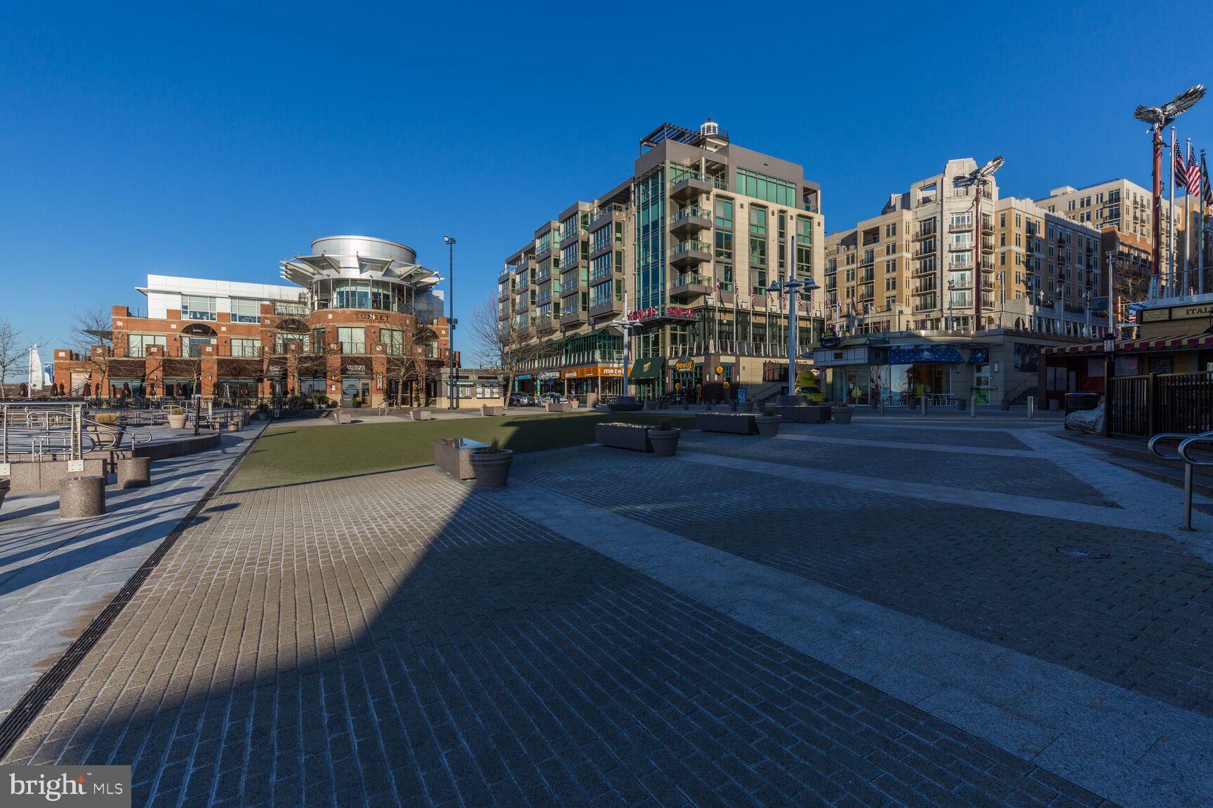 POTOMAC OVERLOOK CONDO - Residential