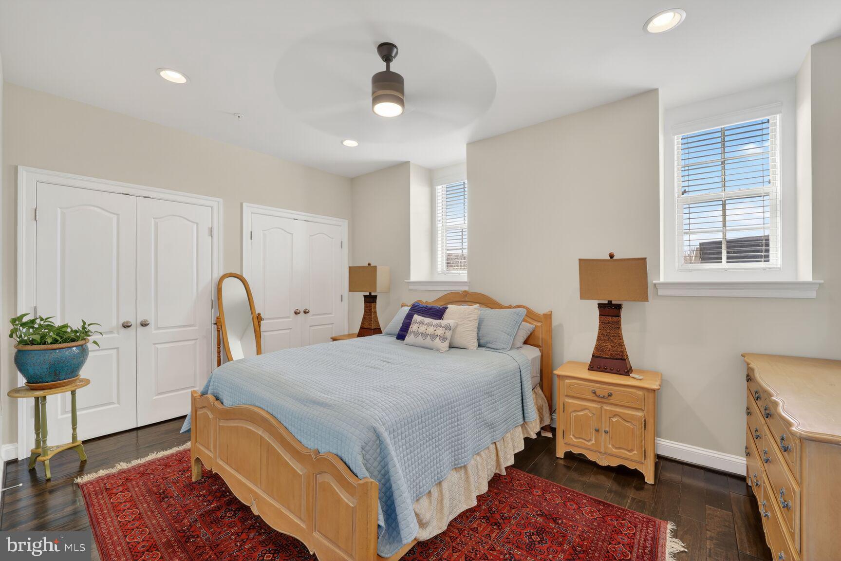 POTOMAC OVERLOOK CONDO - Residential