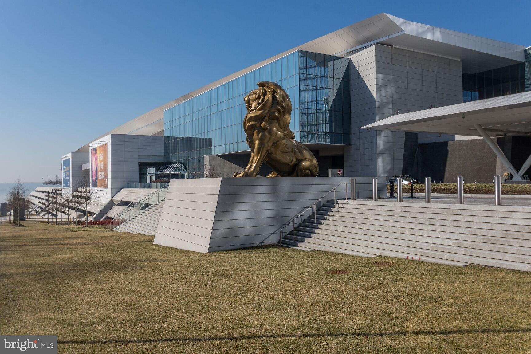 POTOMAC OVERLOOK CONDO - Residential