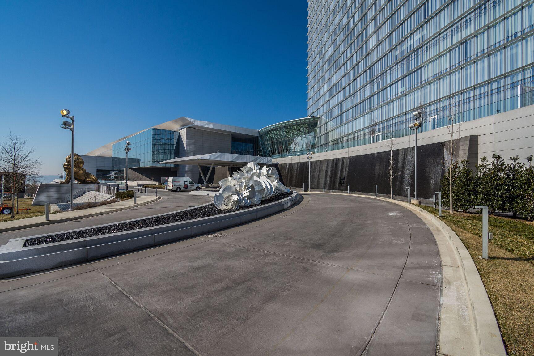 POTOMAC OVERLOOK CONDO - Residential