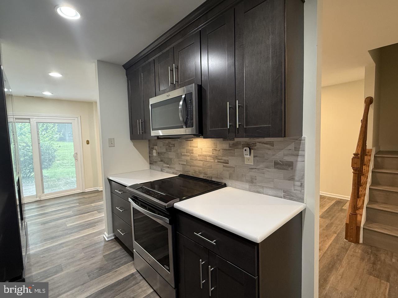 DARLINGTON WOODS - Residential Lease