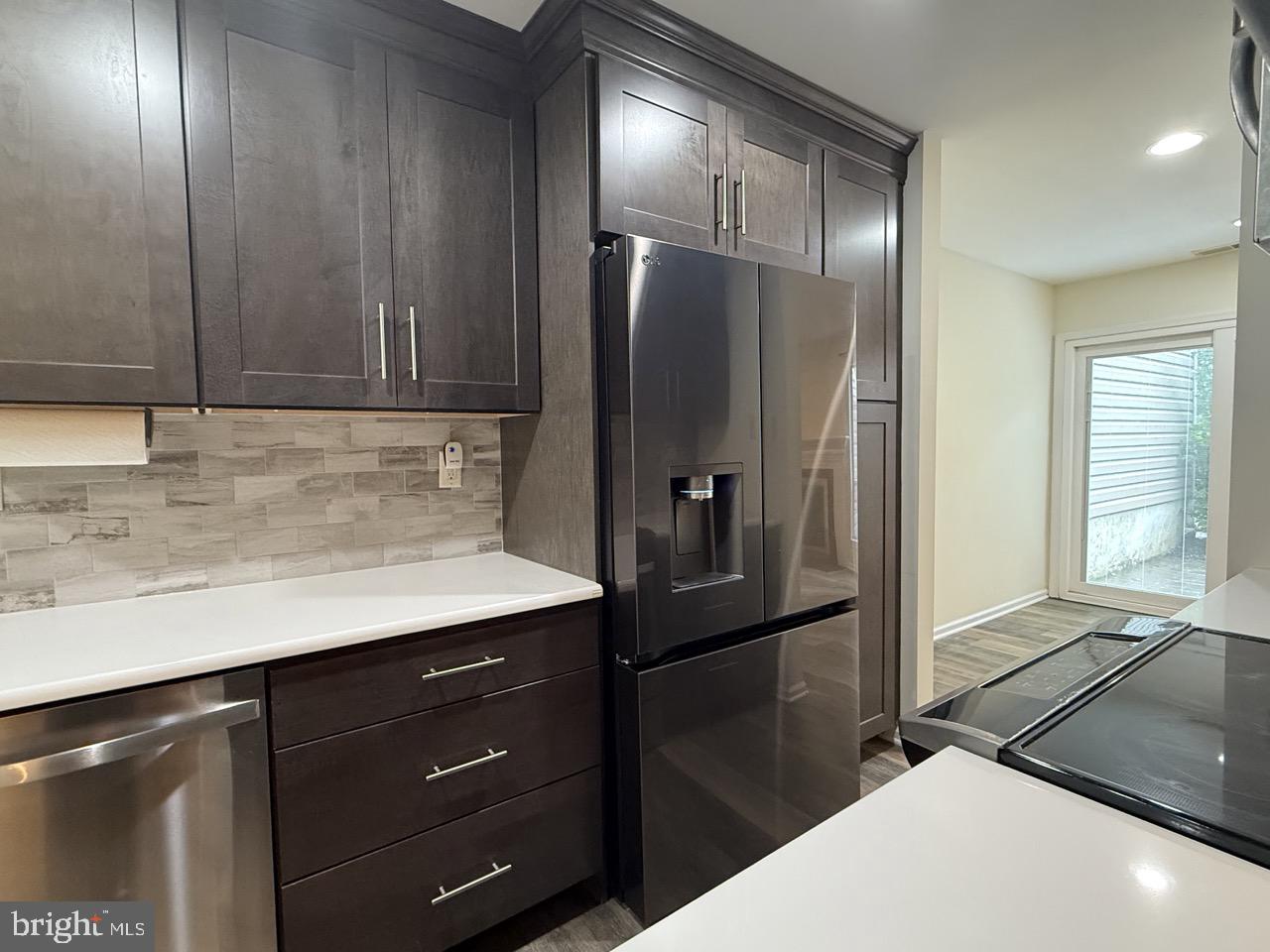 DARLINGTON WOODS - Residential Lease