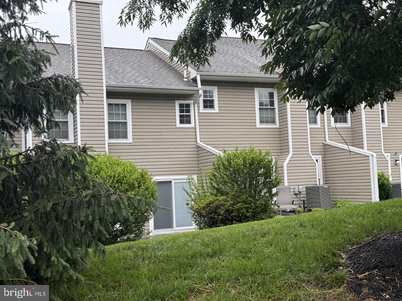 DARLINGTON WOODS - Residential Lease