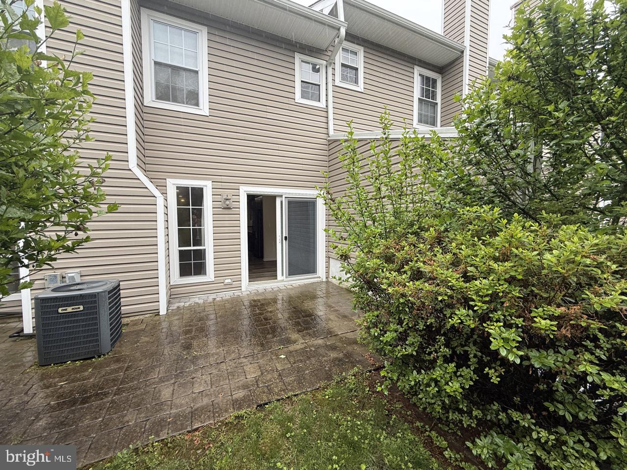 DARLINGTON WOODS - Residential Lease