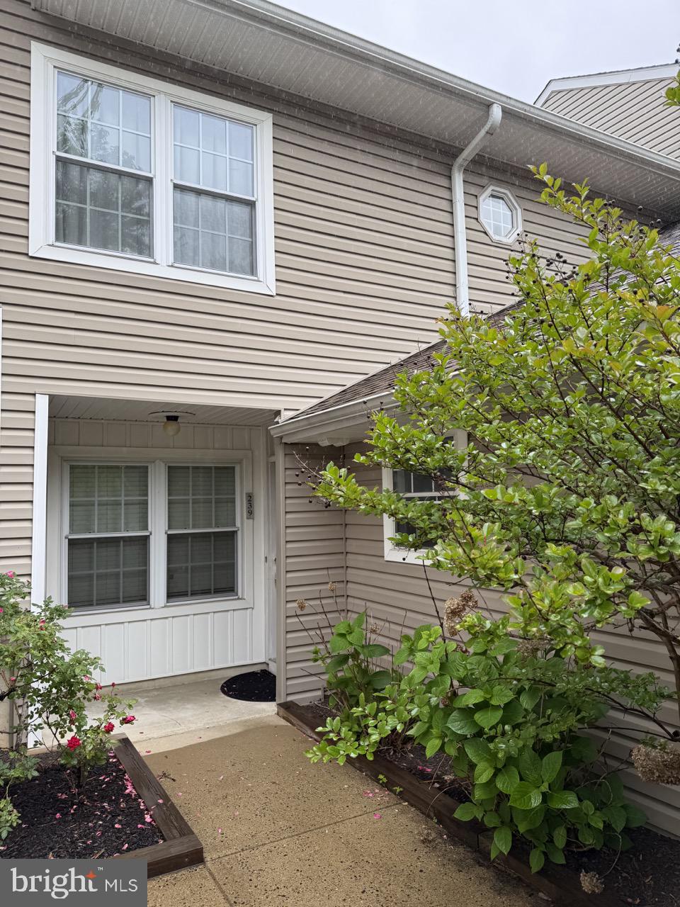 DARLINGTON WOODS - Residential Lease