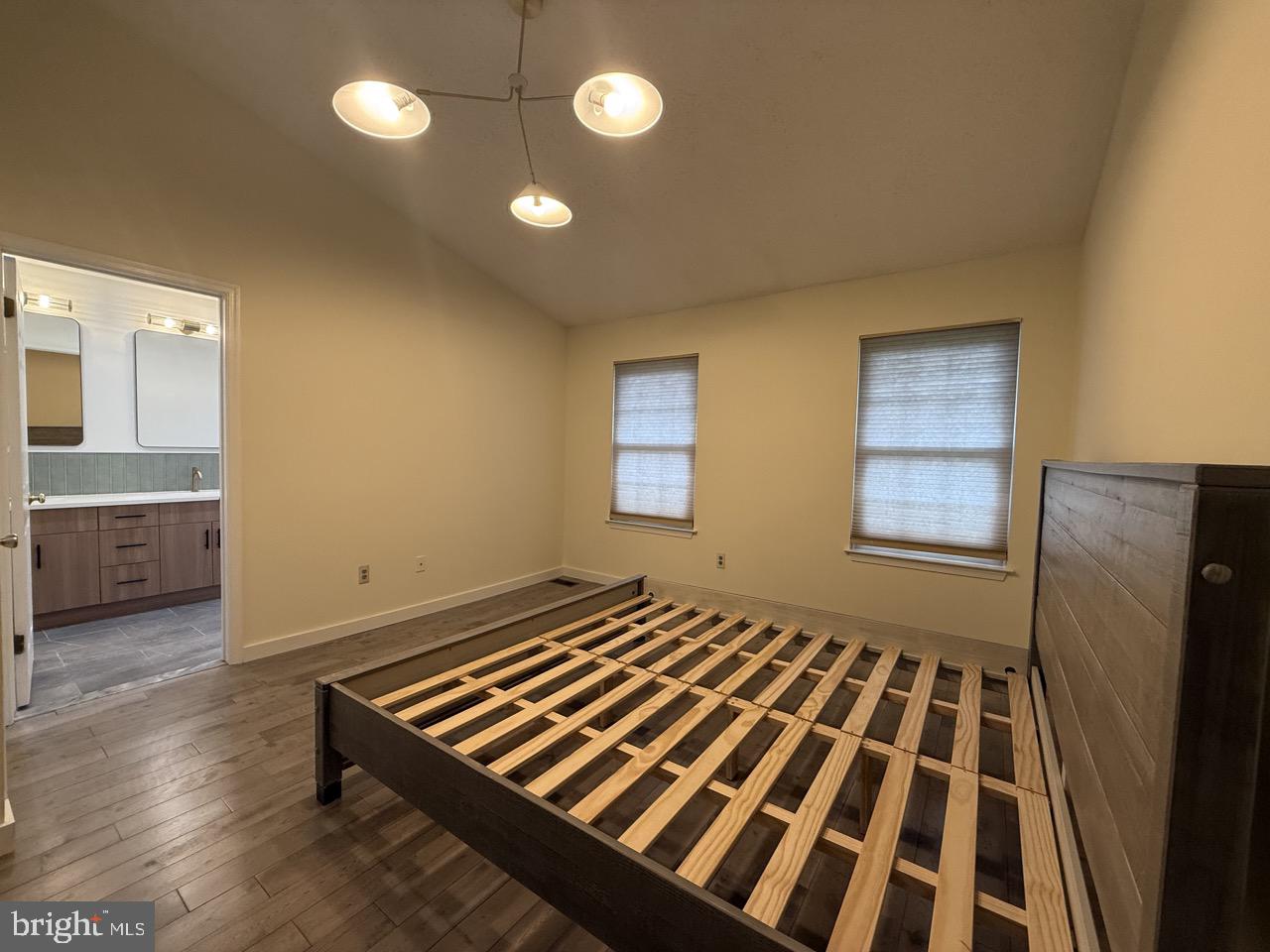 DARLINGTON WOODS - Residential Lease