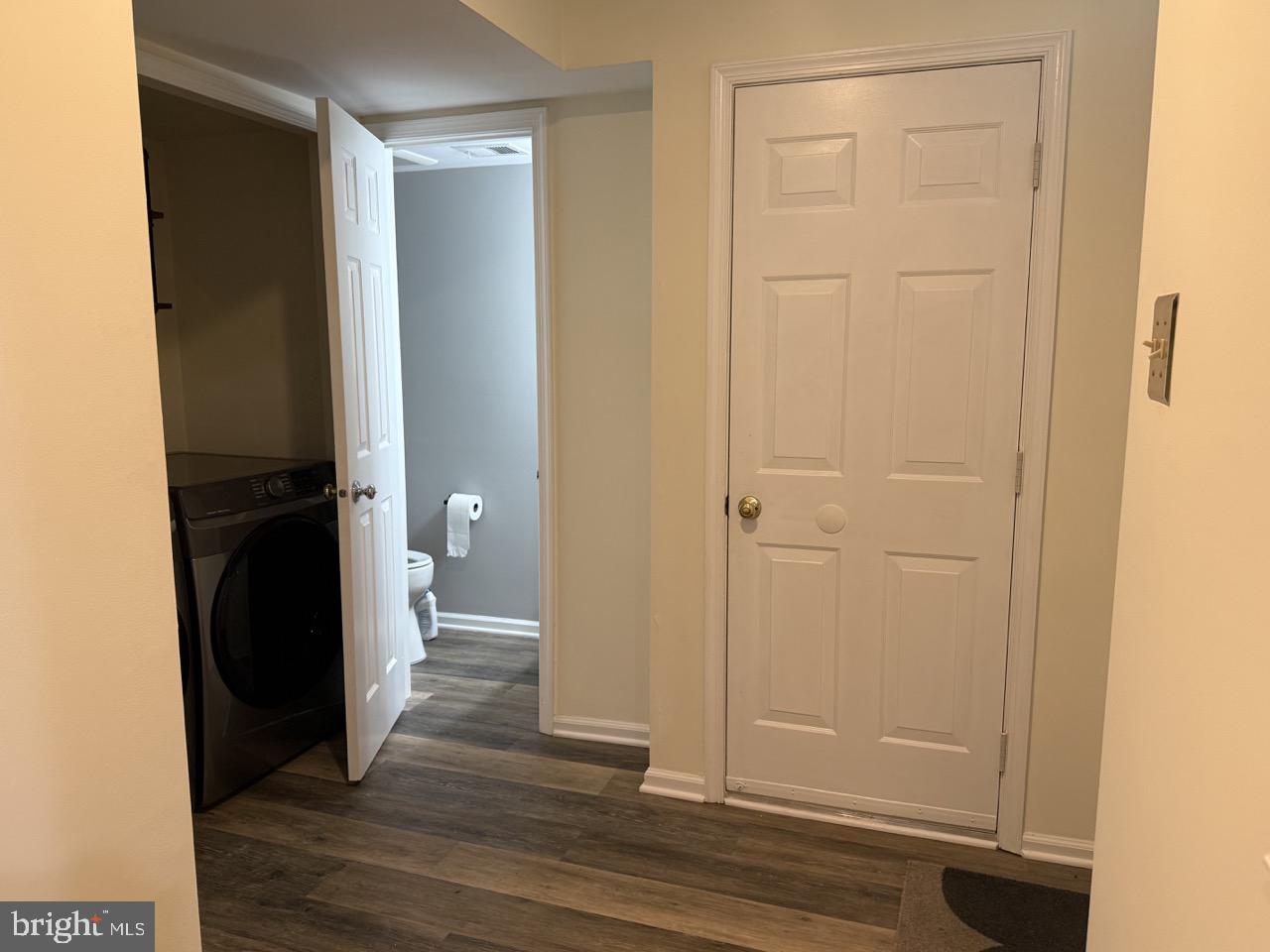 DARLINGTON WOODS - Residential Lease