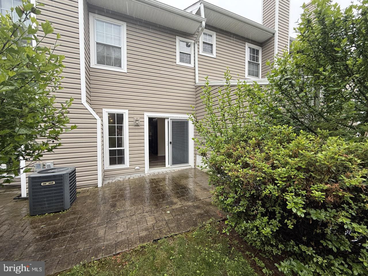 DARLINGTON WOODS - Residential Lease