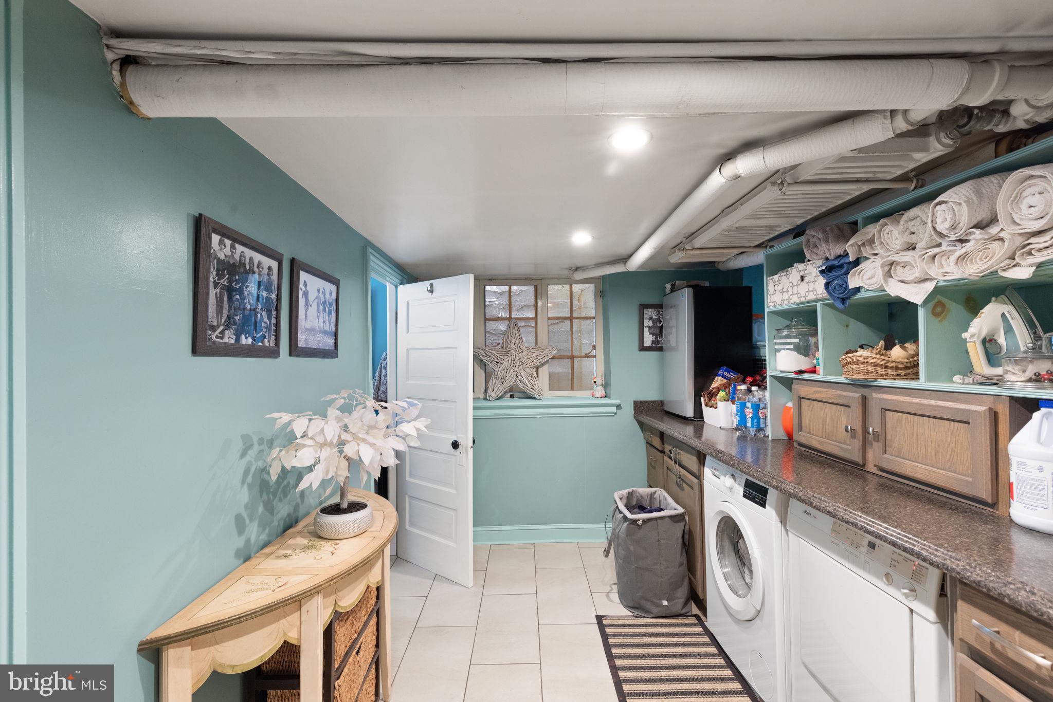 HOMELAND HISTORIC DISTRICT - Residential