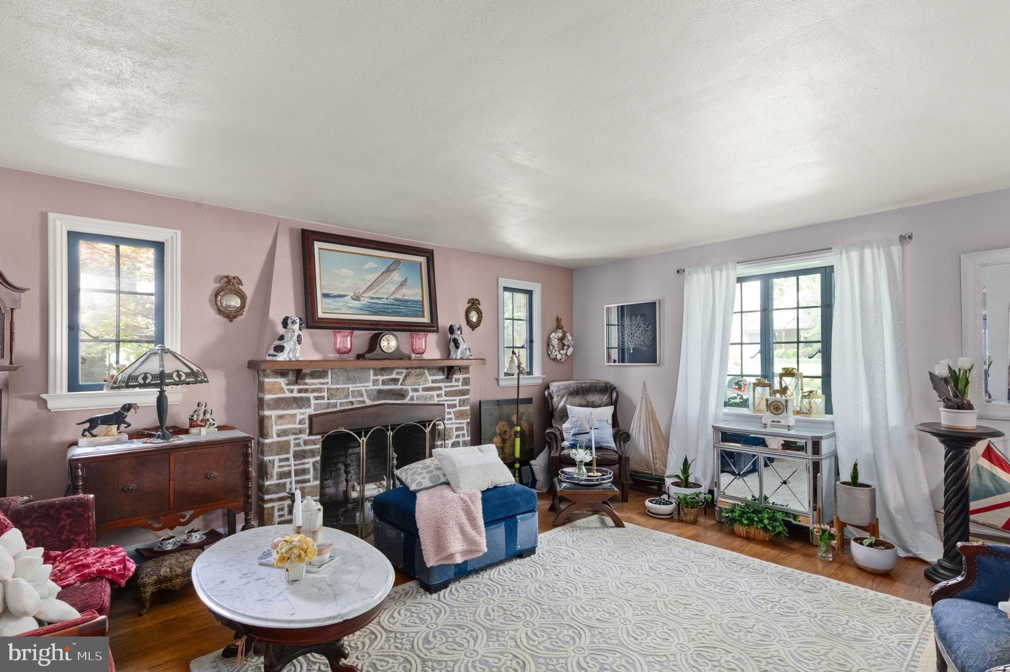 HOMELAND HISTORIC DISTRICT - Residential