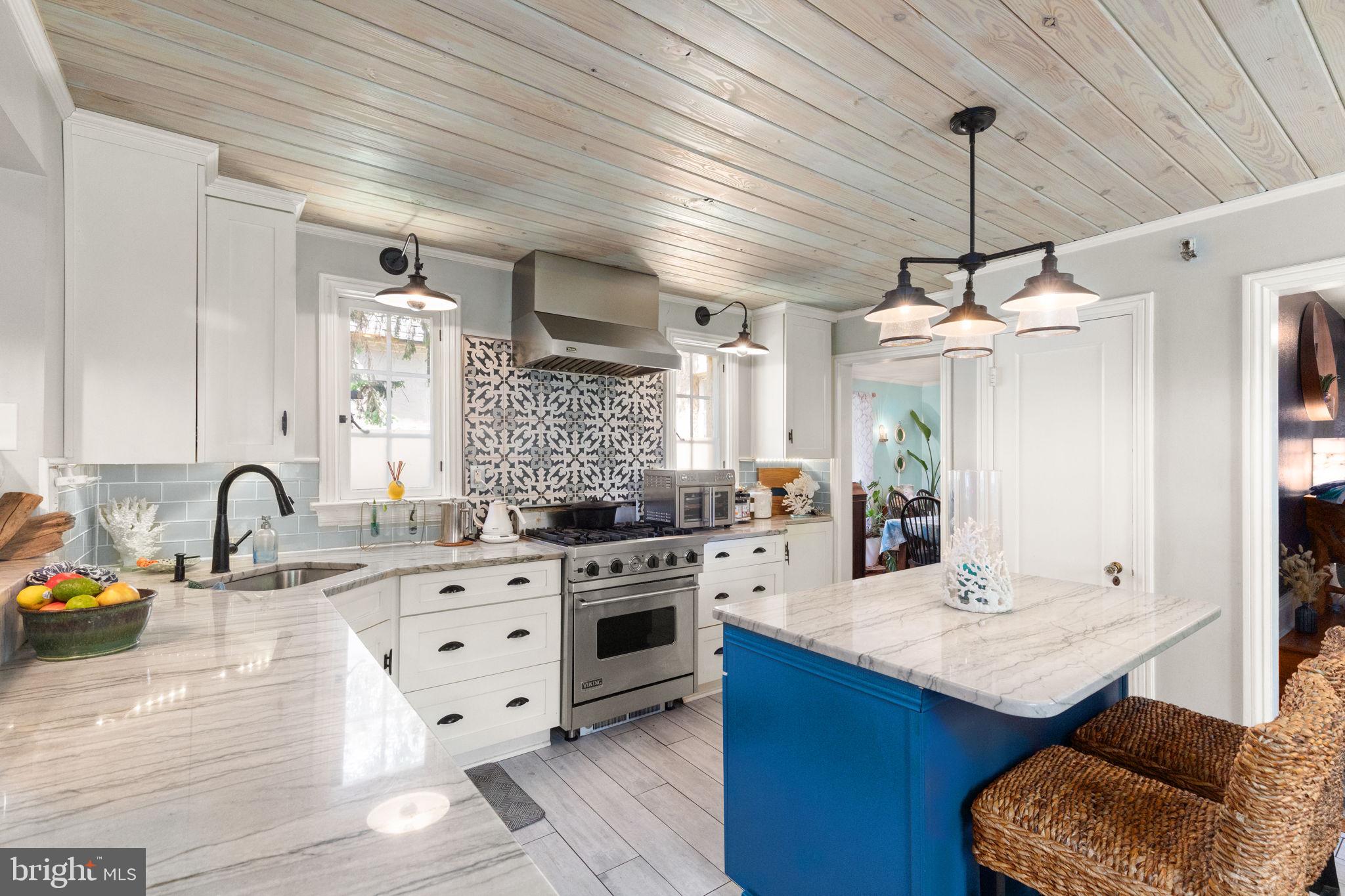 HOMELAND HISTORIC DISTRICT - Residential